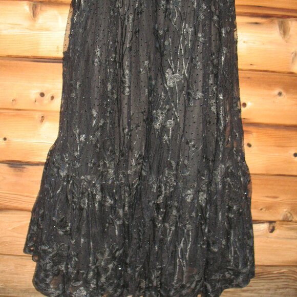 Mac Duggal 20430 Black Puff Sleeve A-Line Embroidered Gown Size 22 - Picture 8 of 13